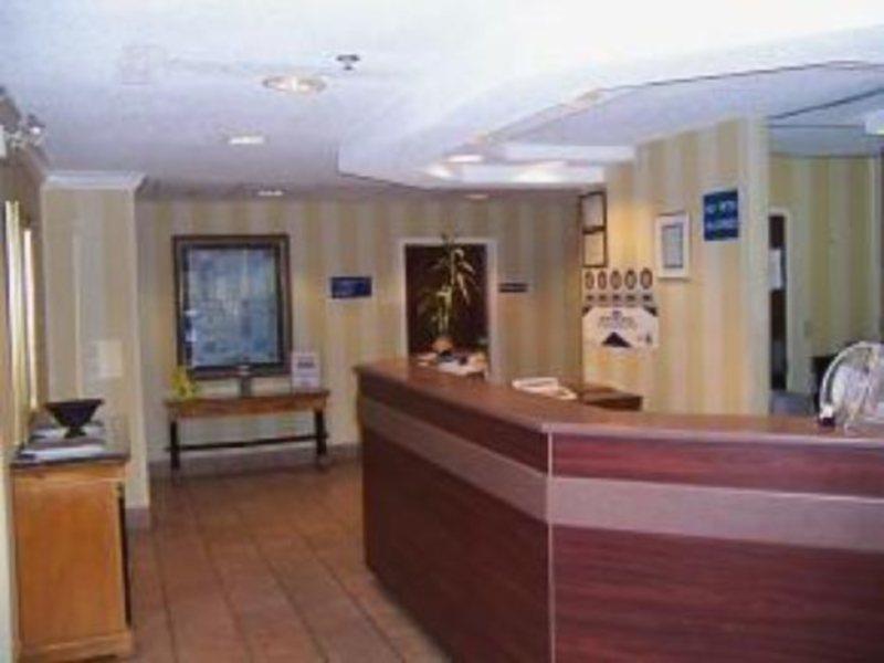Microtel Inn By Wyndham Atlanta Airport Interior foto